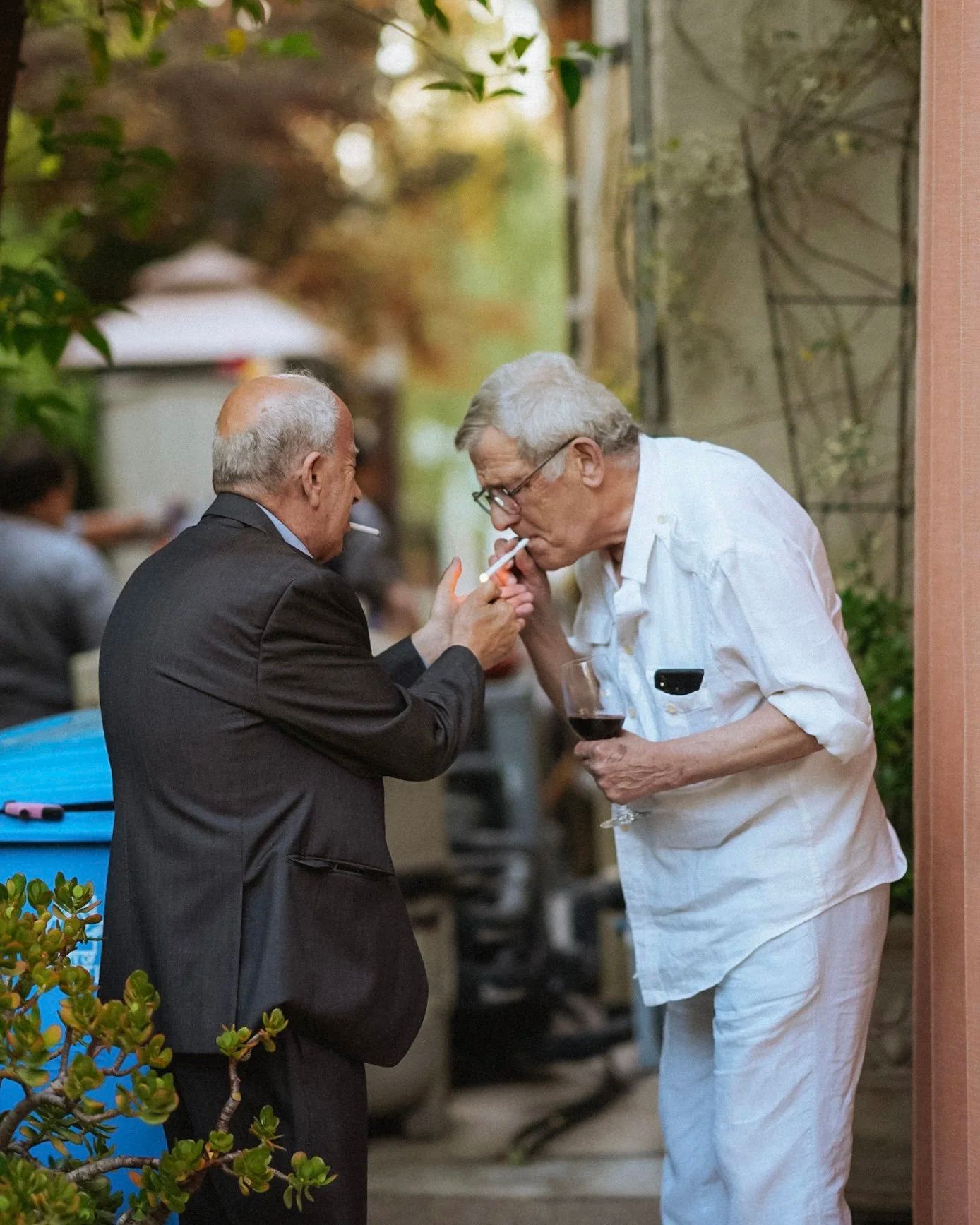Event and candid photo coverage on University Avenue in Palo Alto, California by Pacifica Studio.