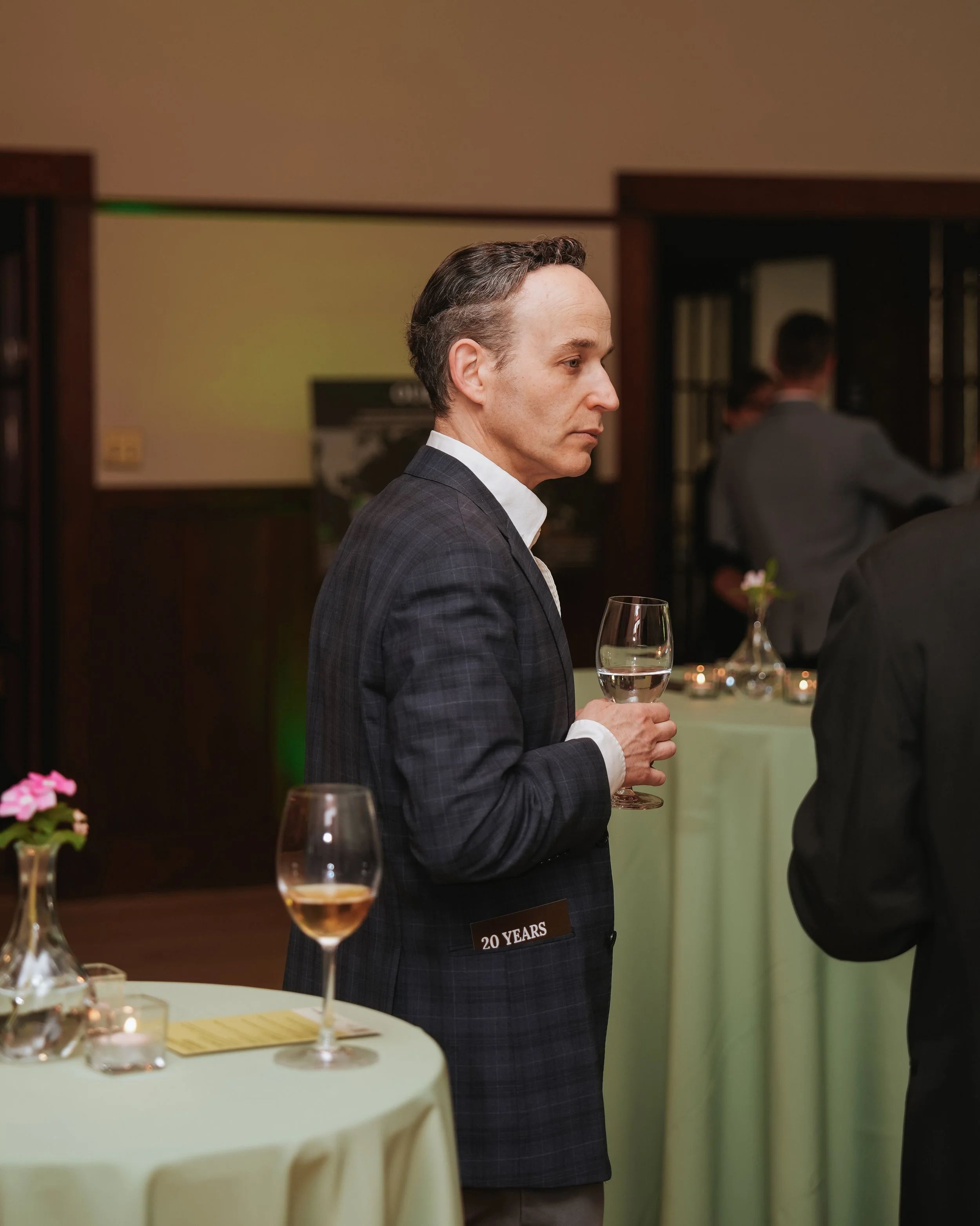 Event and candid photo coverage on Main Street in Pleasanton, California by Pacifica Studio.