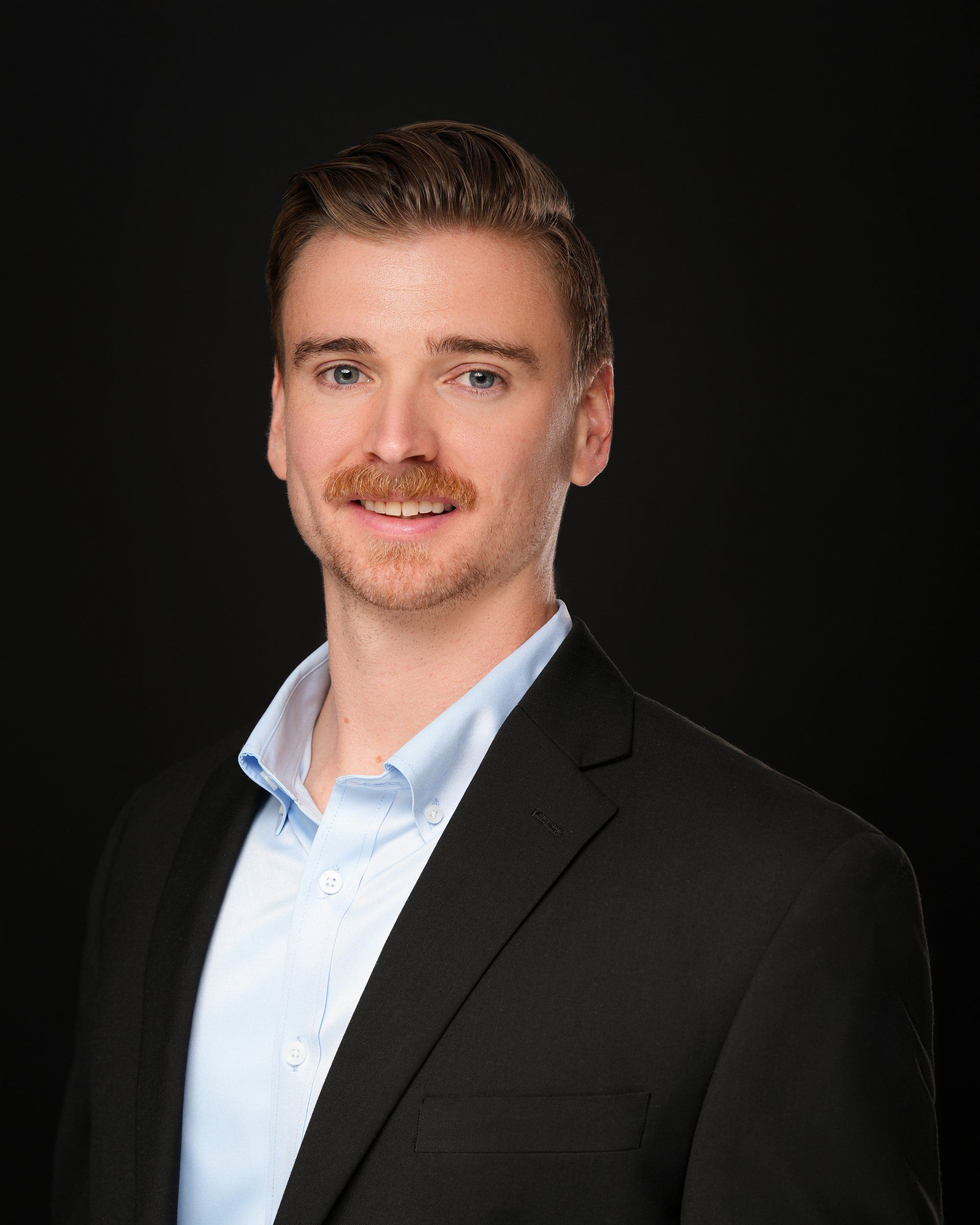 Male headshot in Santa Clara, California