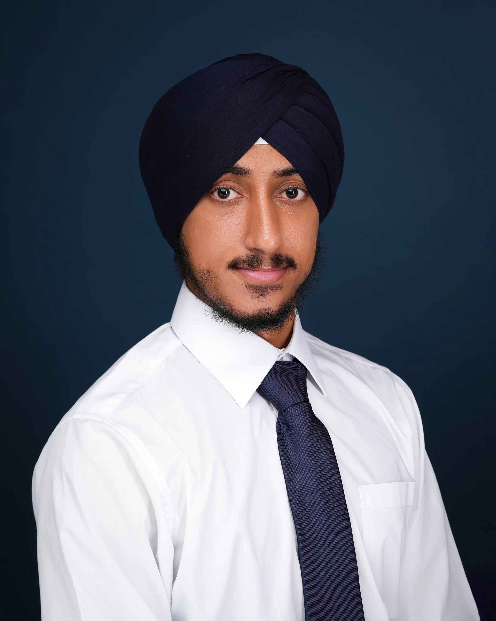 Professional men’s headshot in Alameda, CA by Pacifica Studio.