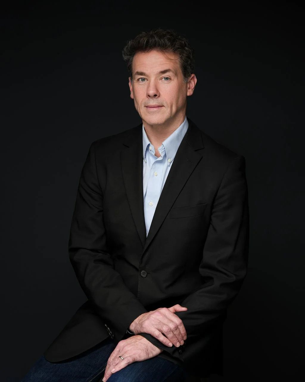 Professional men’s headshot in Burlingame, CA by Pacifica Studio.