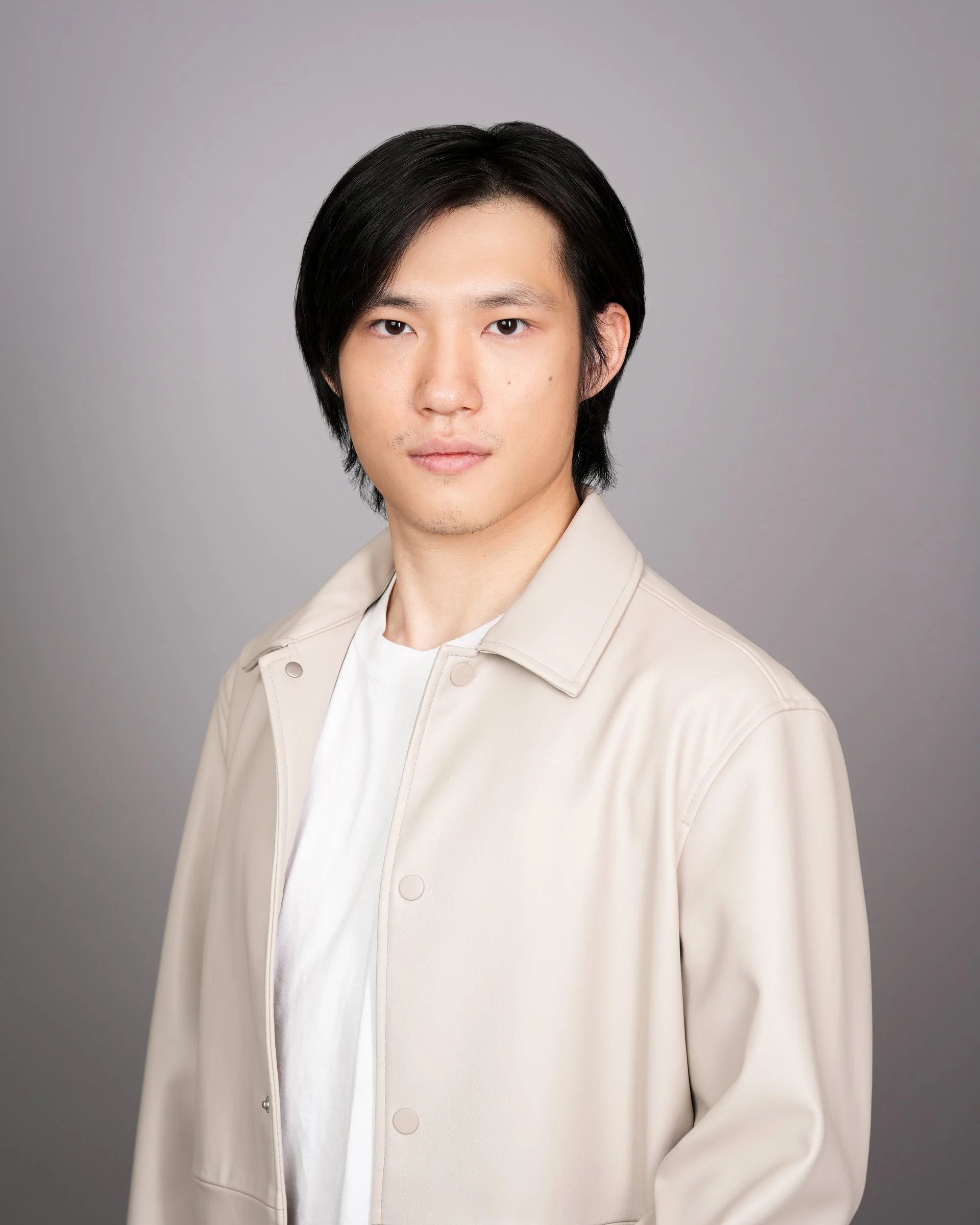 Professional men’s headshot in the Westlake neighborhood of Daly City, California.