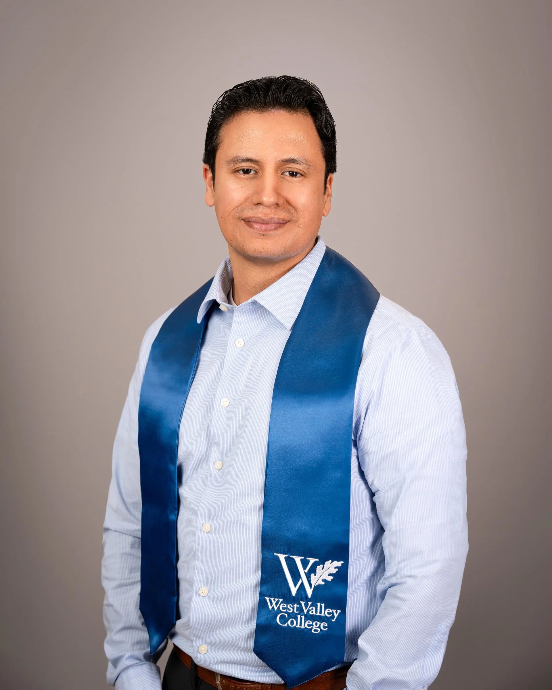 Professional men’s headshot at Lake Elizabeth in Fremont, California.