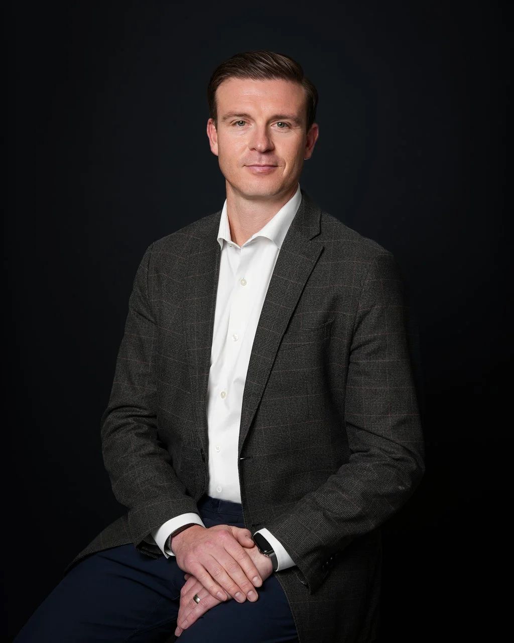 Professional men’s headshot in Menlo Park, CA by Pacifica Studio.