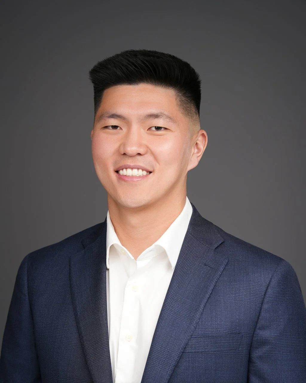 Modern realtor headshot in Milpitas, California