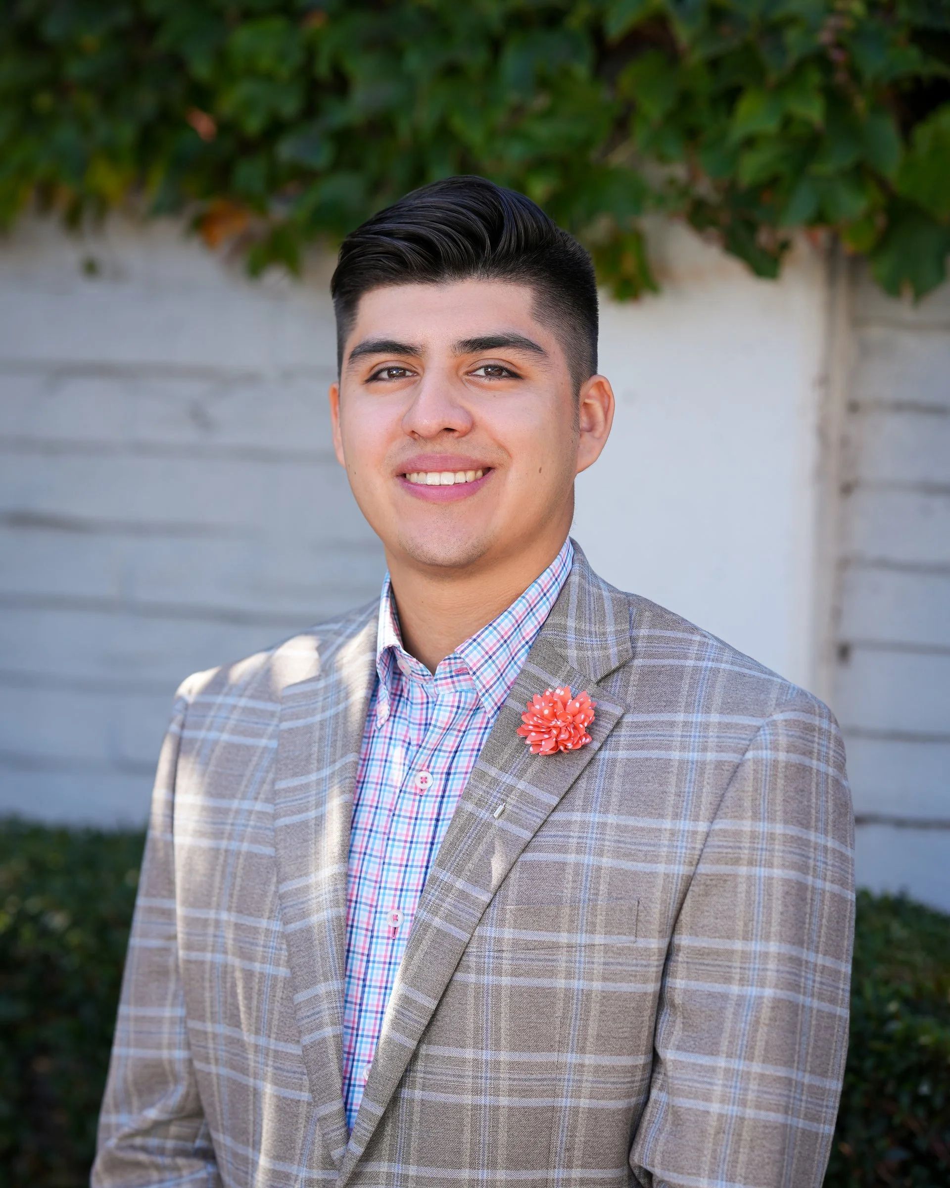 Outdoor headshot on State Street in Los Altos, California by Pacifica Studio.