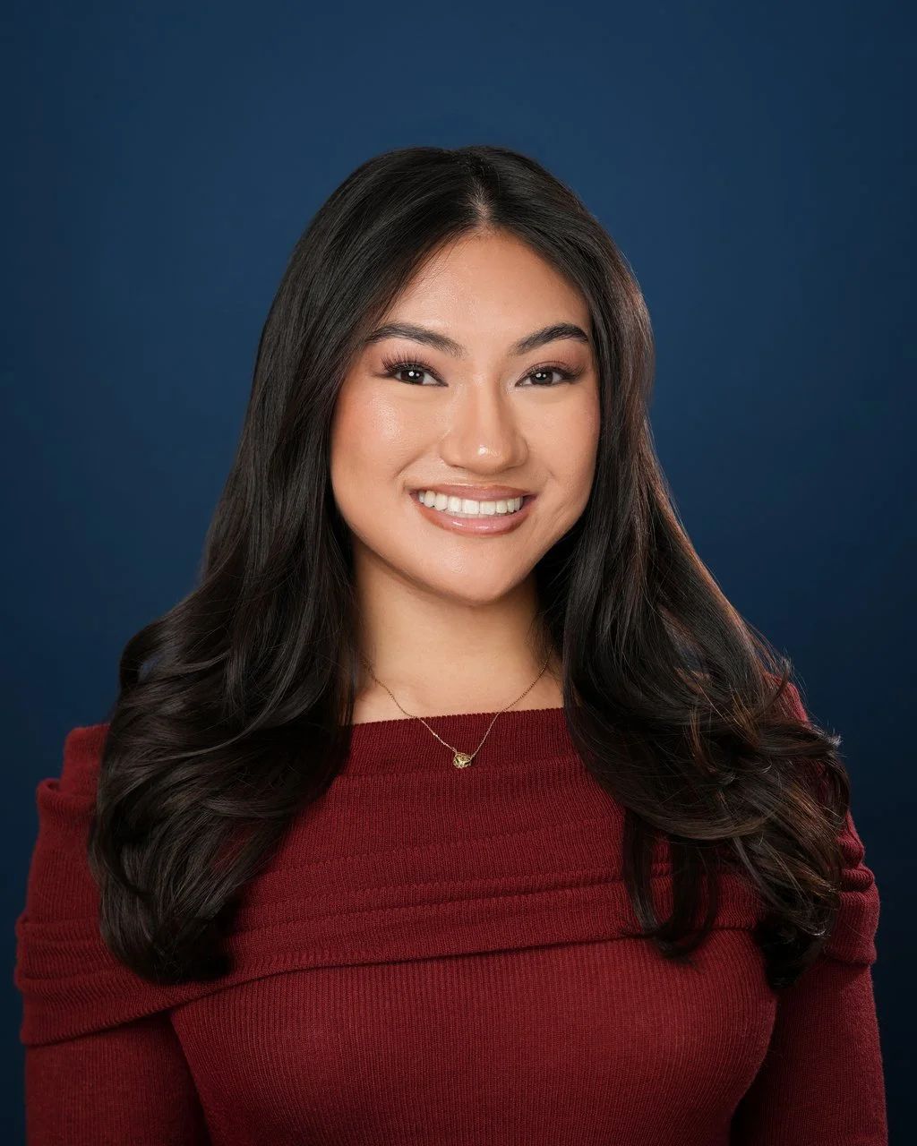 Realtor headshot in Santa Clara studio with neutral backdrop
