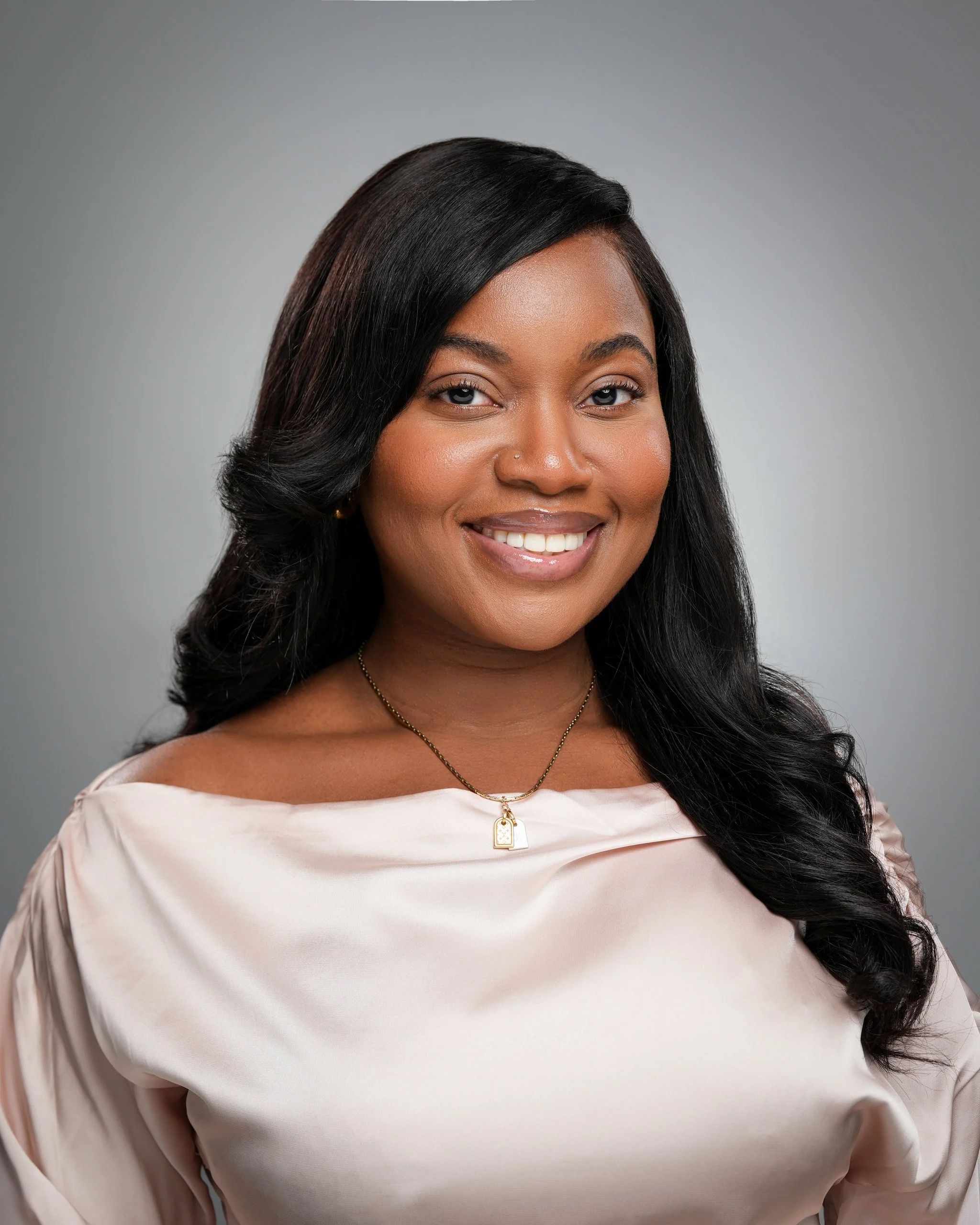 Professional women’s headshot near Page Mill Road in Los Altos Hills, California.