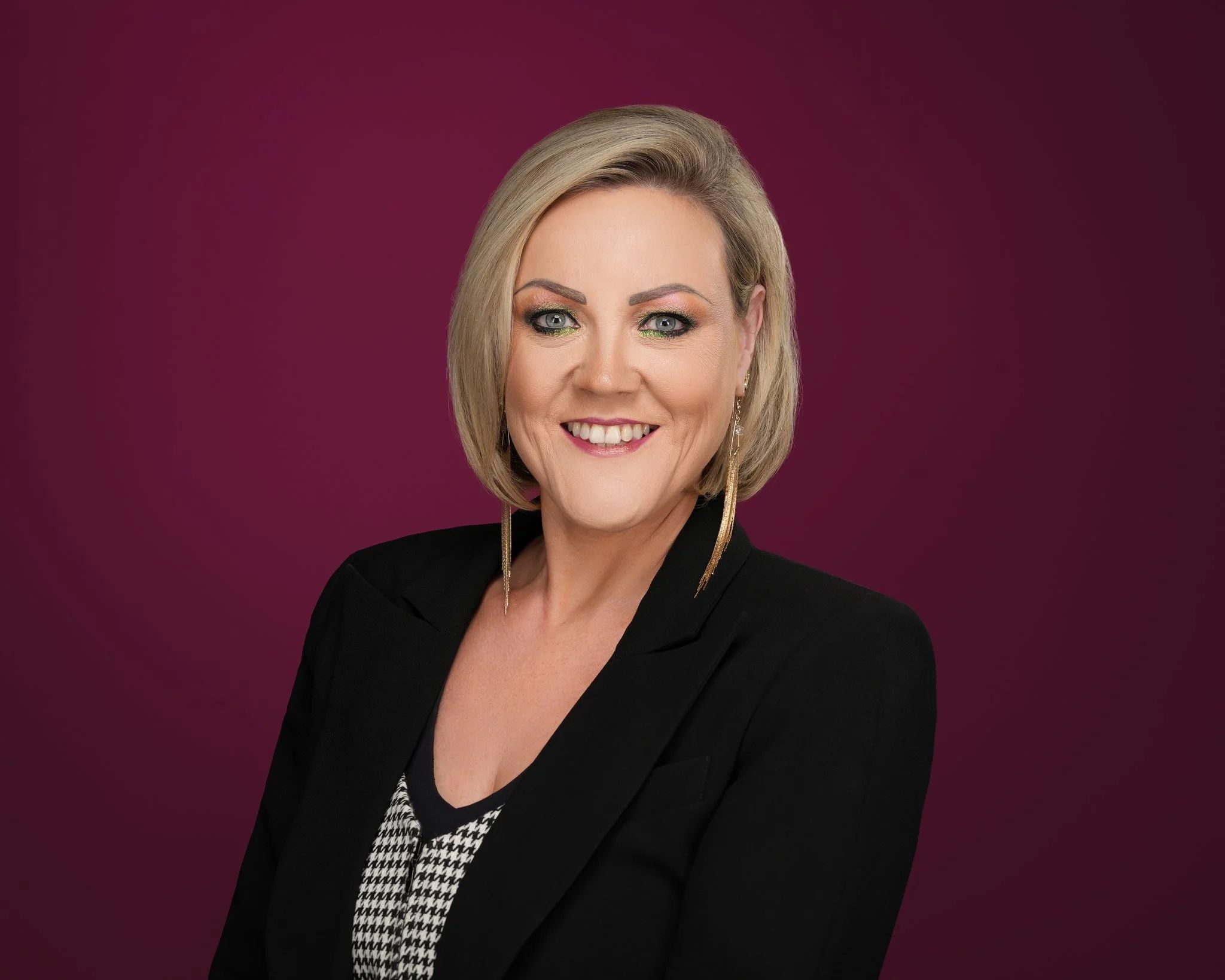 Professional women’s headshot at Eagle Park in Mountain View, California.